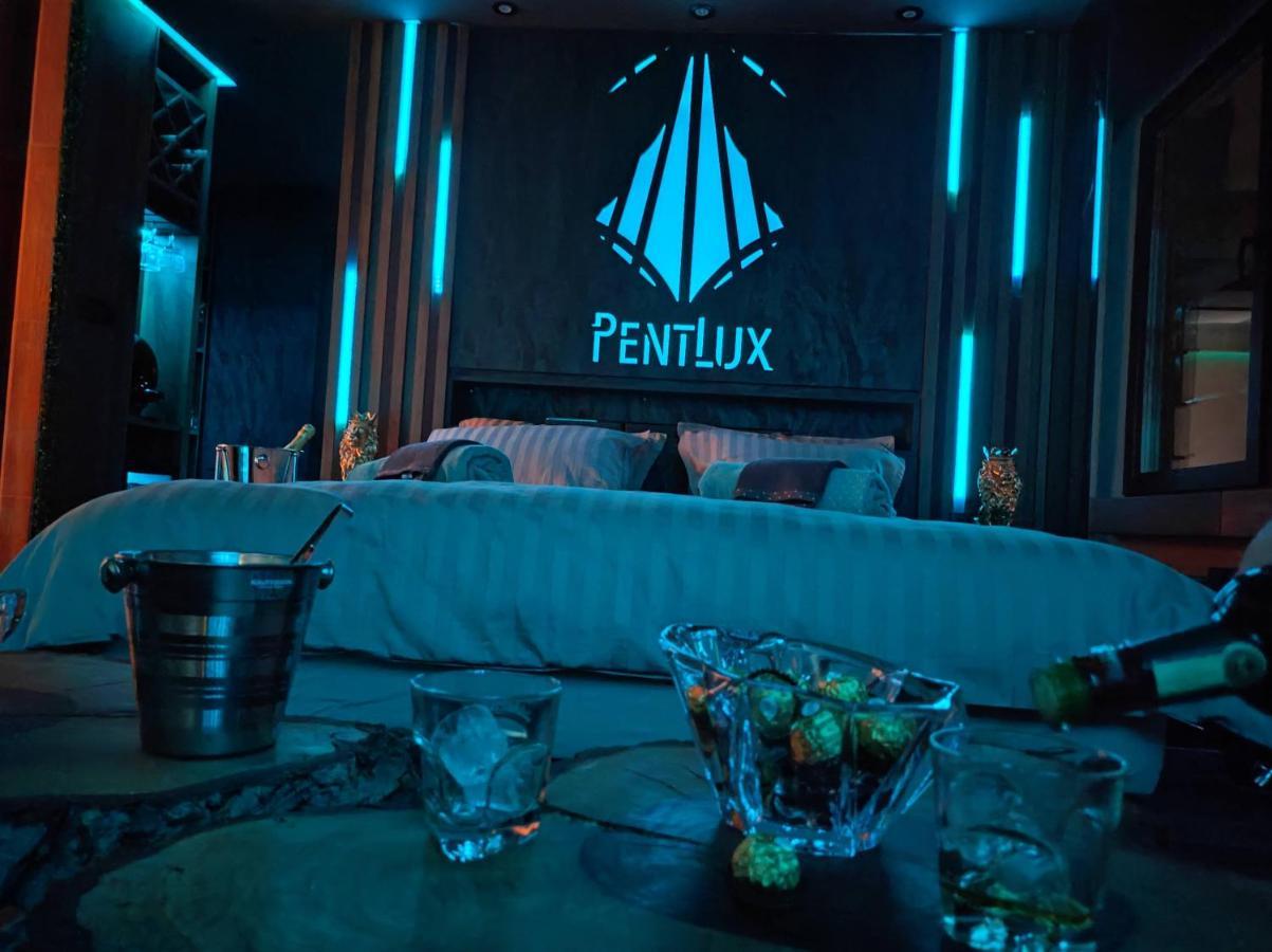 Pentlux - Spa Penthouse In The Heart Of Skopje Esterno foto