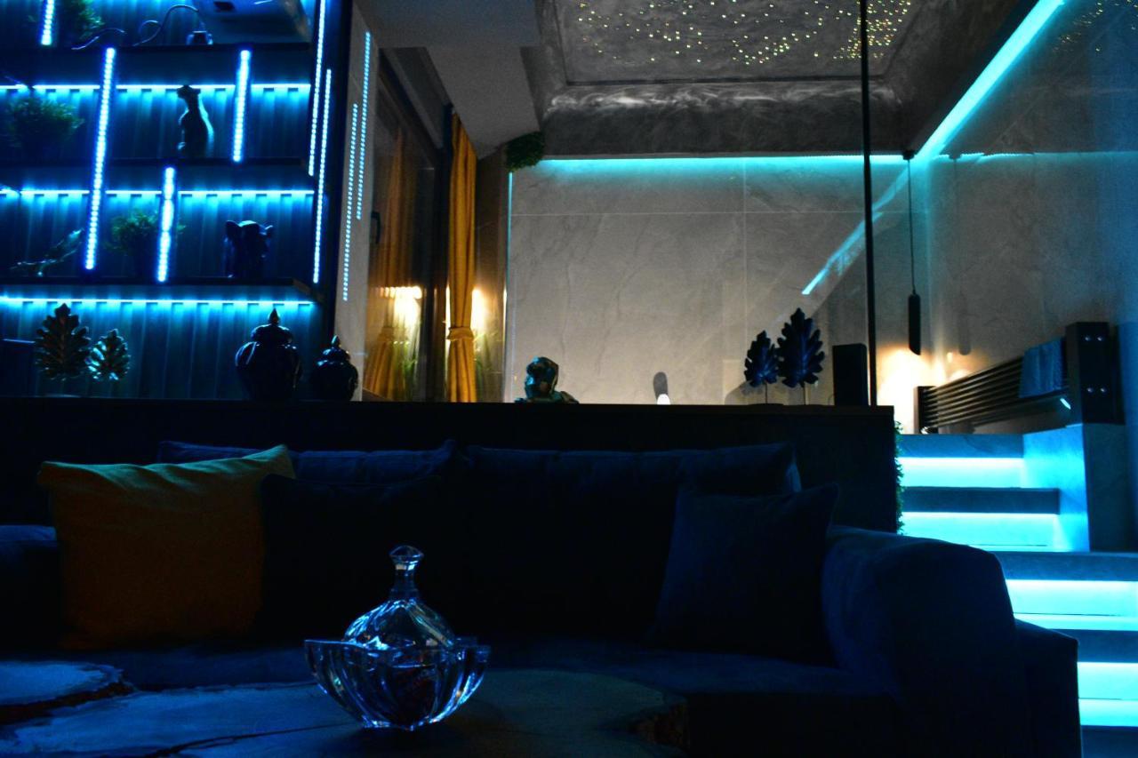 Pentlux - Spa Penthouse In The Heart Of Skopje Esterno foto