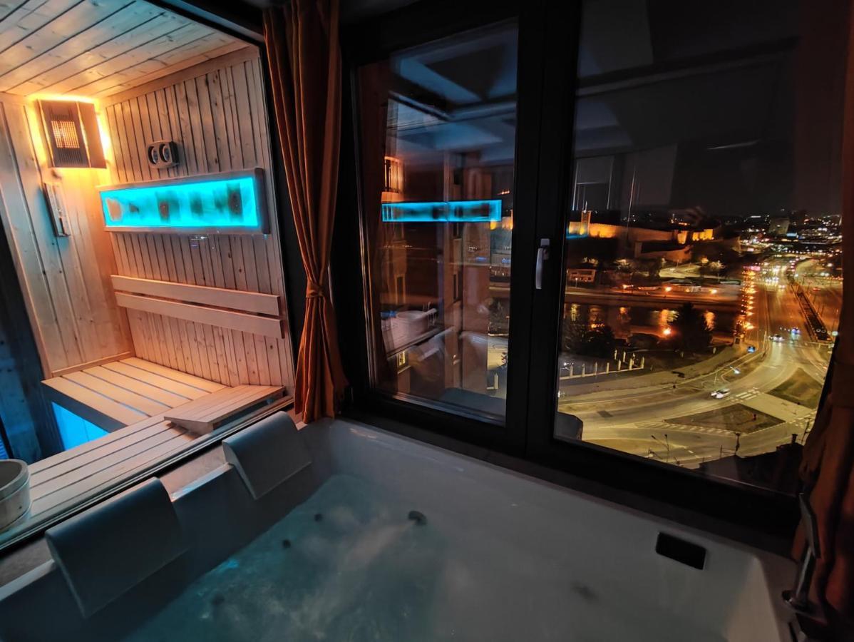 Pentlux - Spa Penthouse In The Heart Of Skopje Esterno foto